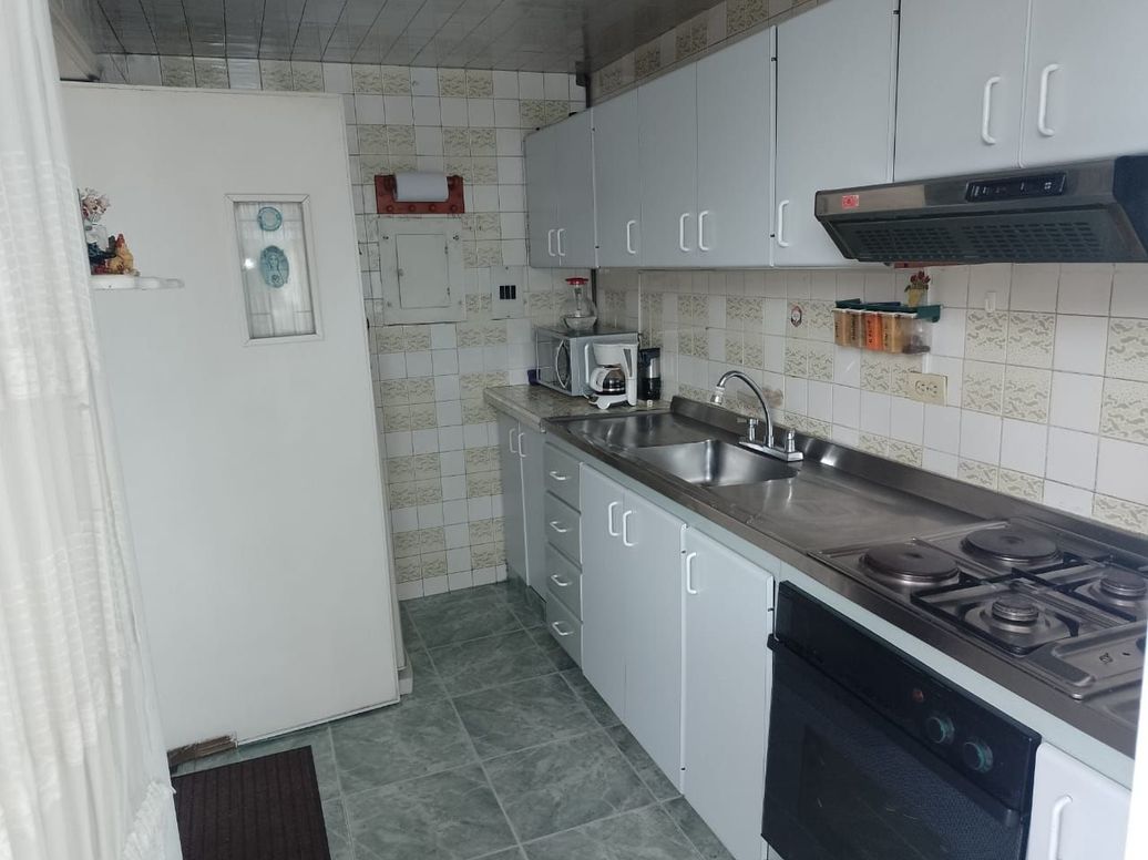 Apartamento de 4 alcobas en venta en Normandia Occidental, Bogotá, 120 m² · foto 10 de 12