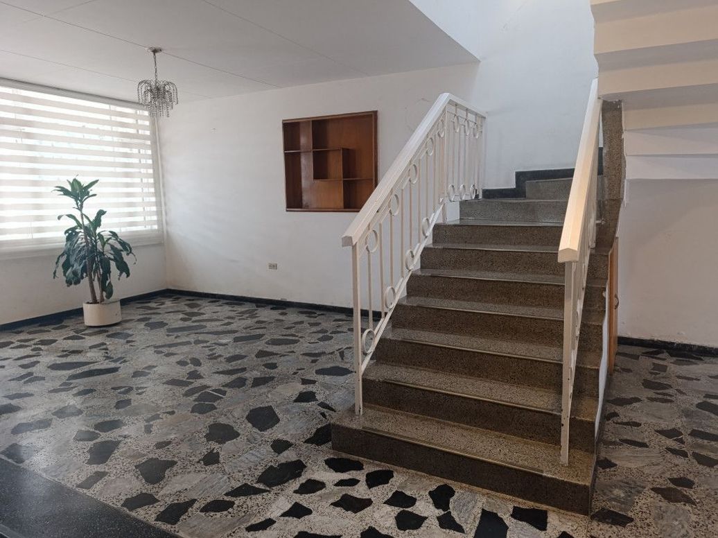 Casa de 4 alcobas en venta en Veraguas, Bogotá, 228 m² · foto 3 de 19