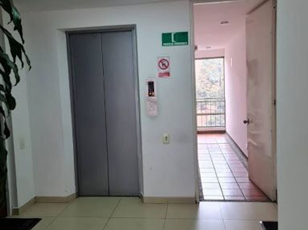 Apartamento de 3 alcobas en venta en Mazurén, Bogotá, 93 m² · foto 18 de 20