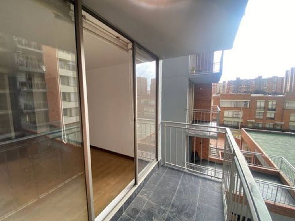 Apartamento de 3 alcobas en venta en Mazurén, Bogotá, 93 m² · foto 6 de 20