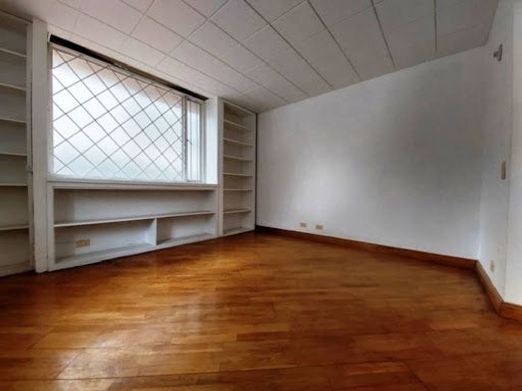 Apartamento de 3 alcobas en venta en Chico, Bogotá, 250 m² · foto 6 de 18