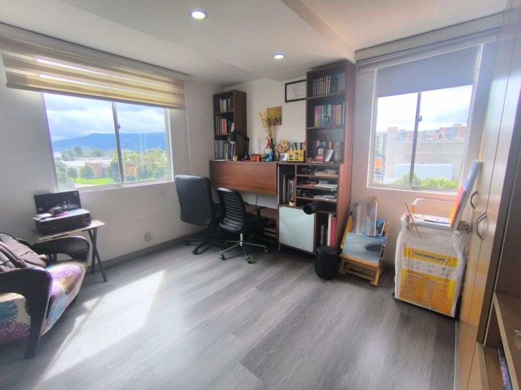 Apartamento de 3 alcobas en venta en Portales Del Norte, Bogotá, 147 m² · foto 19 de 20