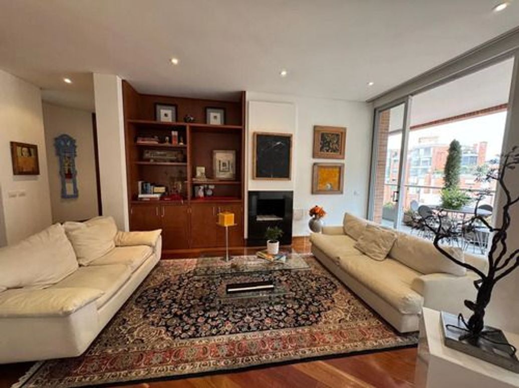 Apartamento de 3 alcobas en arriendo en Bellavista, Bogotá, 300 m² · foto 4 de 20