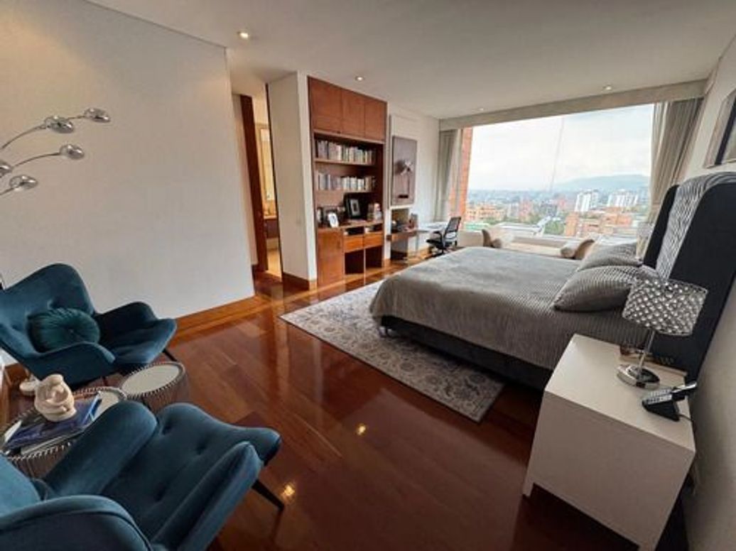 Apartamento de 3 alcobas en arriendo en Bellavista, Bogotá, 300 m² · foto 15 de 20