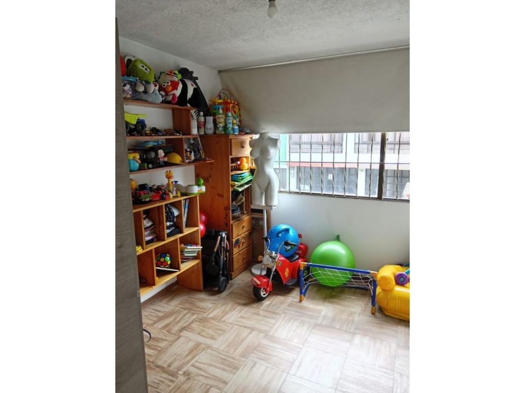Casa de 1 alcoba en venta en Las Orquideas, Bogotá, 260 m² · foto 11 de 14