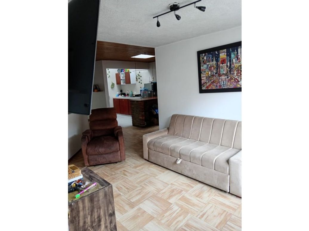 Casa de 1 alcoba en venta en Las Orquideas, Bogotá, 260 m² · foto 6 de 14