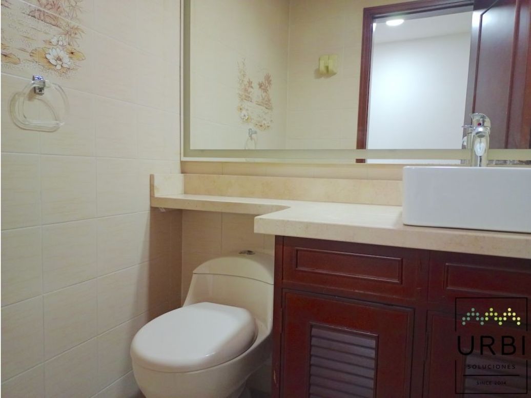 Apartamento de 4 alcobas en venta en Santa Barbara, Bogotá, 255 m² · foto 12 de 20