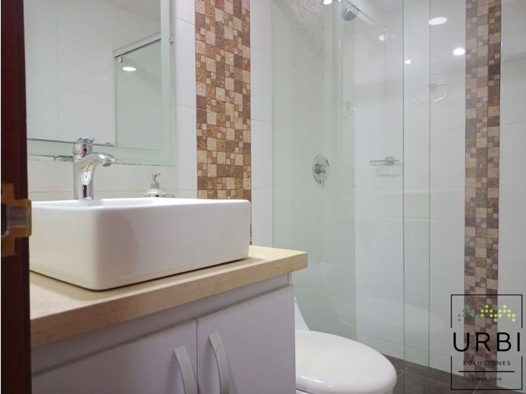 Apartamento de 4 alcobas en venta en Santa Barbara, Bogotá, 255 m² · foto 9 de 20