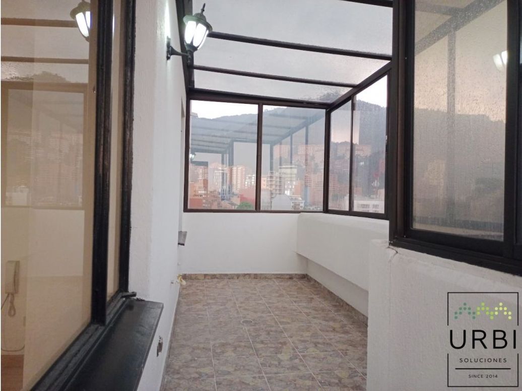 Apartamento de 4 alcobas en venta en Santa Barbara, Bogotá, 255 m² · foto 16 de 20