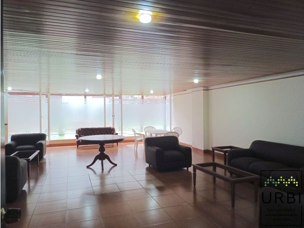 Apartamento de 4 alcobas en venta en Santa Barbara, Bogotá, 255 m² · foto 19 de 20