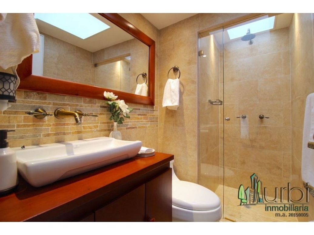 Casa de 4 alcobas en venta en Pasadena, Bogotá, 340 m² · foto 9 de 20
