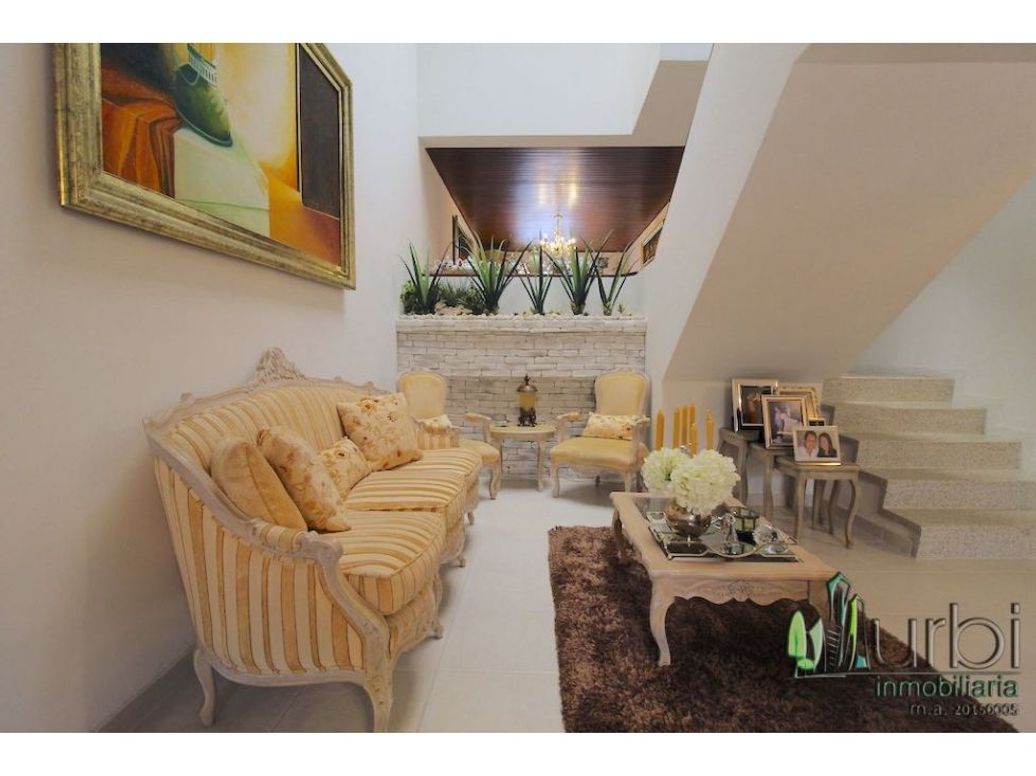 Casa de 4 alcobas en venta en Pasadena, Bogotá, 340 m² · foto 3 de 20