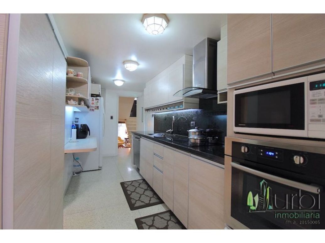 Casa de 4 alcobas en venta en Pasadena, Bogotá, 340 m² · foto 5 de 20
