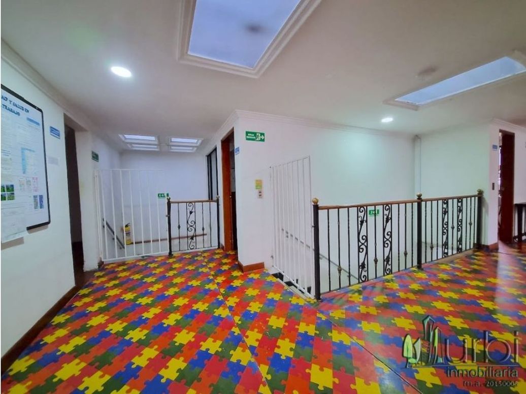 Casa de 6 alcobas en venta en Normandía, Bogotá, 139 m² · foto 7 de 20