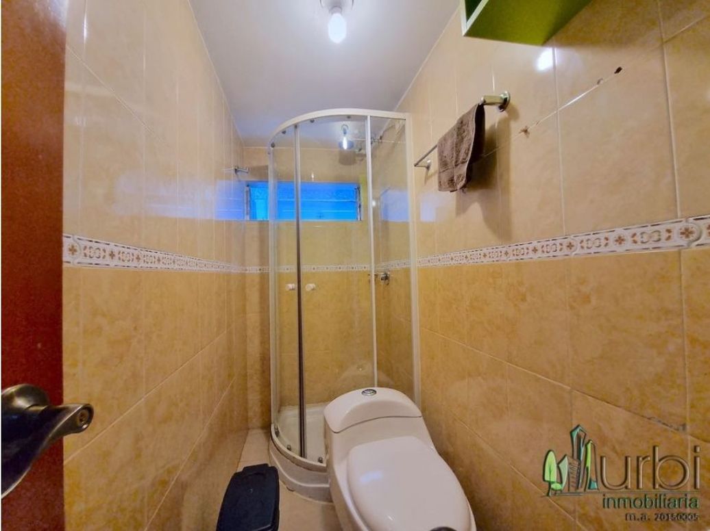 Casa de 6 alcobas en venta en Normandía, Bogotá, 139 m² · foto 13 de 20