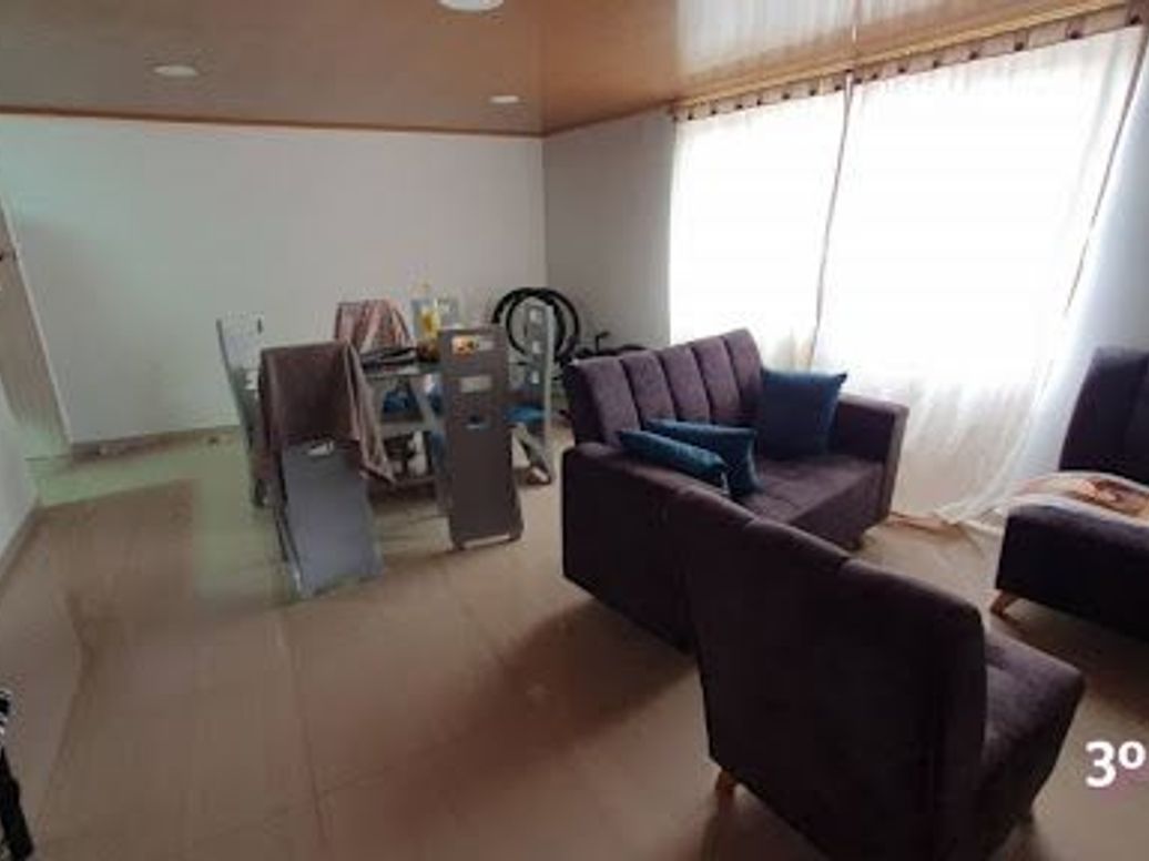 Casa de 12 alcobas en venta en Ciudad Jardín Sur, Bogotá, 480 m² · foto 12 de 20