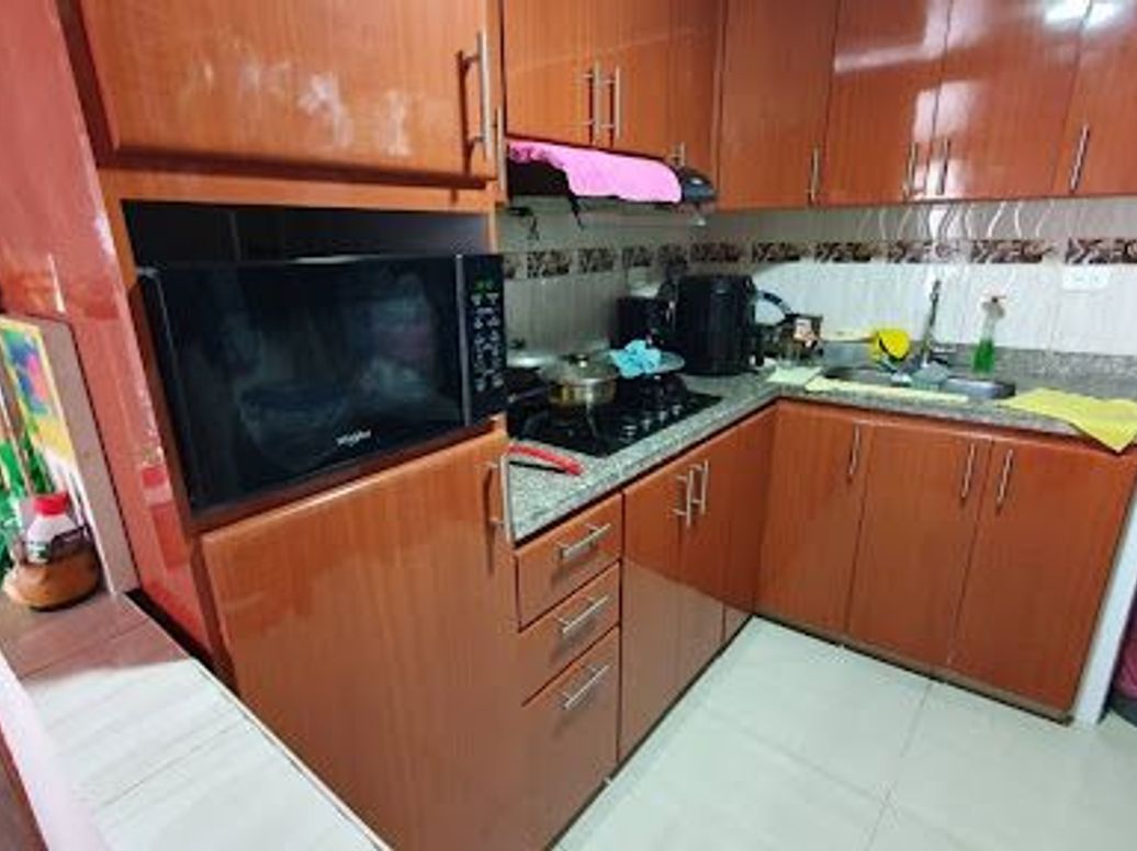 Casa de 12 alcobas en venta en Ciudad Jardín Sur, Bogotá, 480 m² · foto 13 de 20