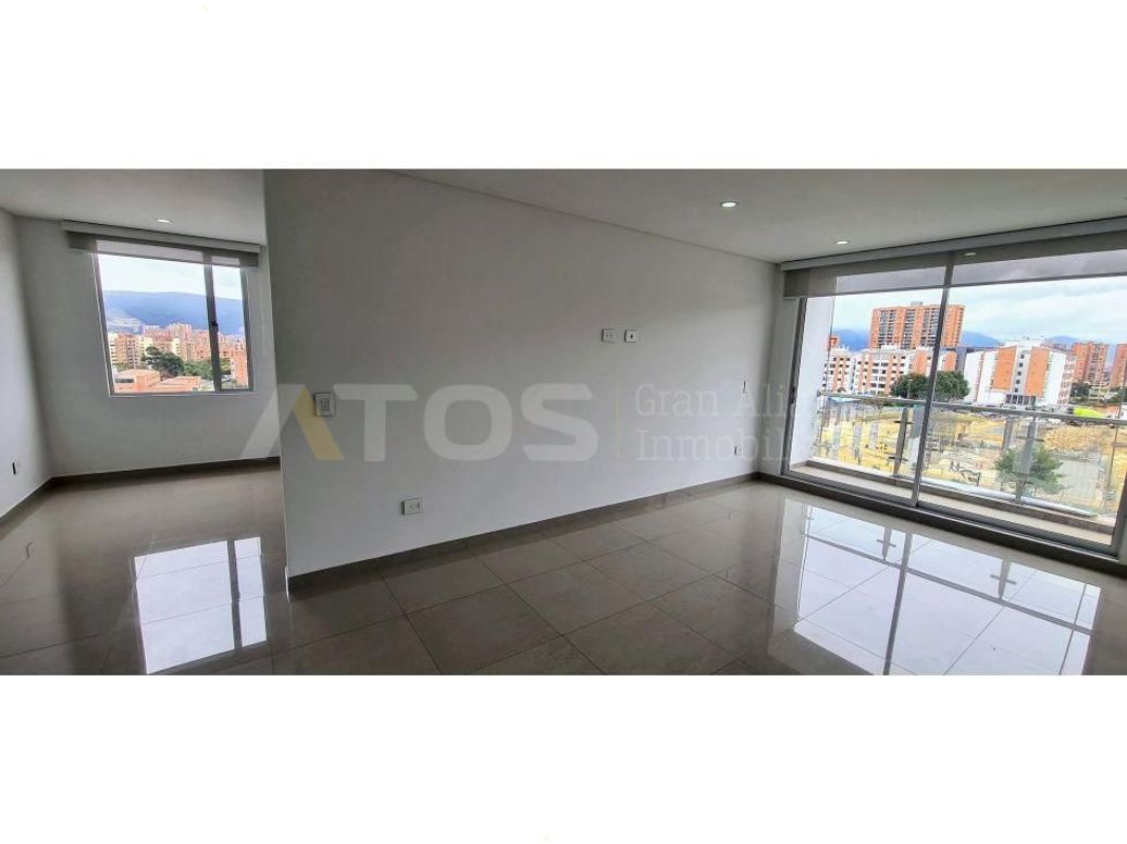 Apartamento de 3 alcobas en venta en Ciudad Jardín Norte, Bogotá, 122 m² · foto 2 de 20