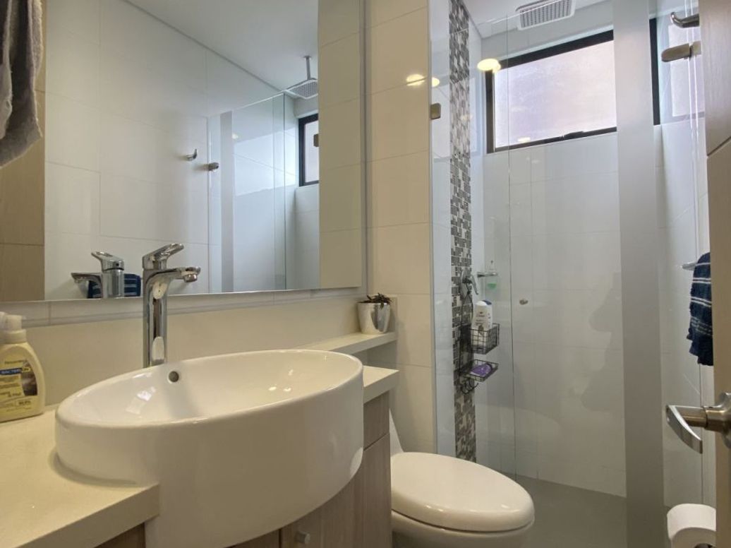 Apartamento de 2 alcobas en venta en Portales Del Norte, Bogotá, 74 m² · foto 10 de 18