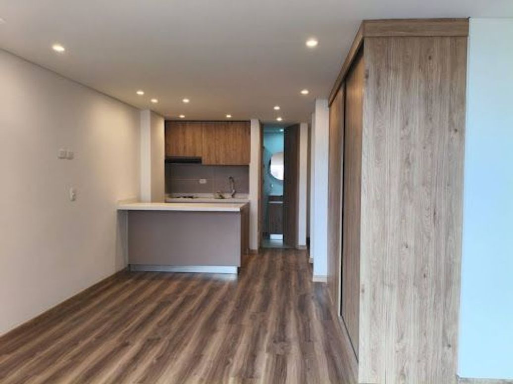 Apartamento de 1 alcoba en venta en Modelia, Bogotá, 34 m² · foto 3 de 20