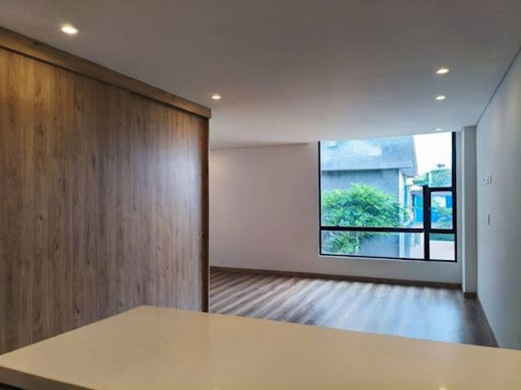 Apartamento de 1 alcoba en venta en Modelia, Bogotá, 34 m² · foto 2 de 20