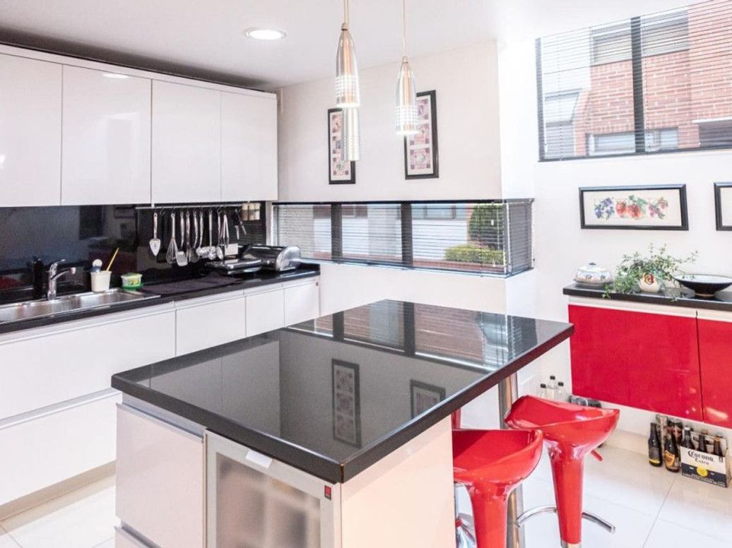 Casa de 4 alcobas en venta en Bosque De Pinos, Bogotá, 284 m² · foto 12 de 20