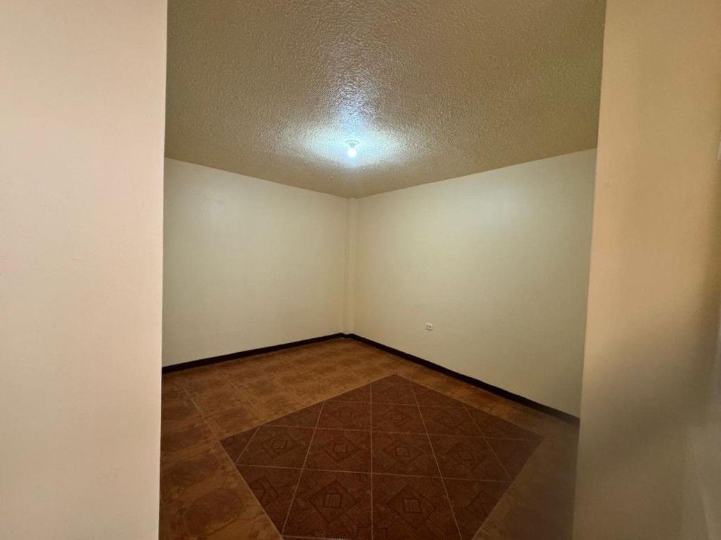 Casa de 4 alcobas en venta en 12 De Octubre, Bogotá, 420 m² · foto 4 de 20