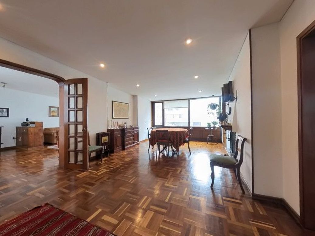 Apartamento de 3 alcobas en venta en Emaus, Bogotá, 248 m² · foto 11 de 20
