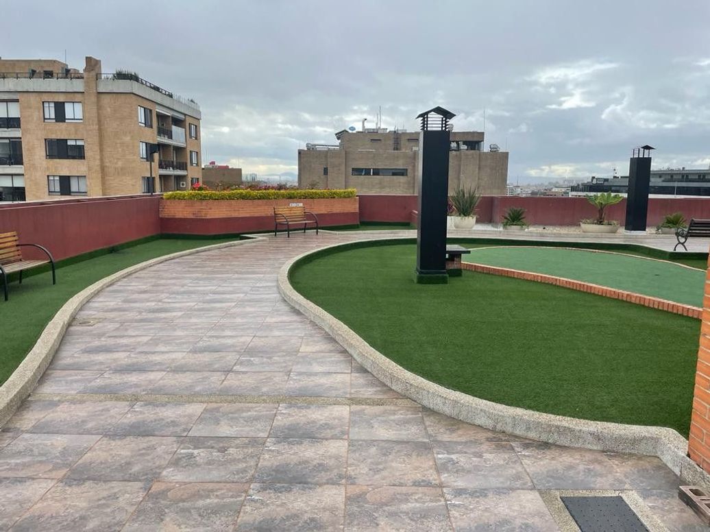 Apartamento de 2 alcobas en venta en Chicó Norte, Bogotá, 154 m² · foto 12 de 16