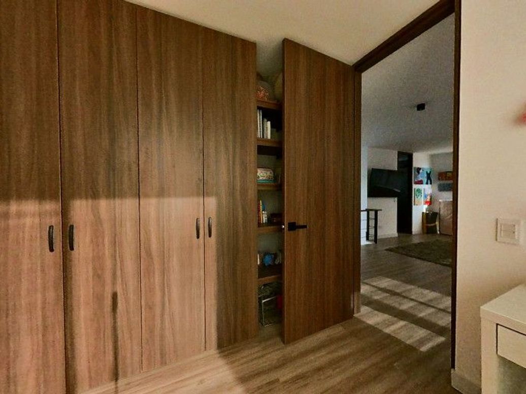 Apartamento de 3 alcobas en venta en El Plan, Bogotá, 196 m² · foto 19 de 20