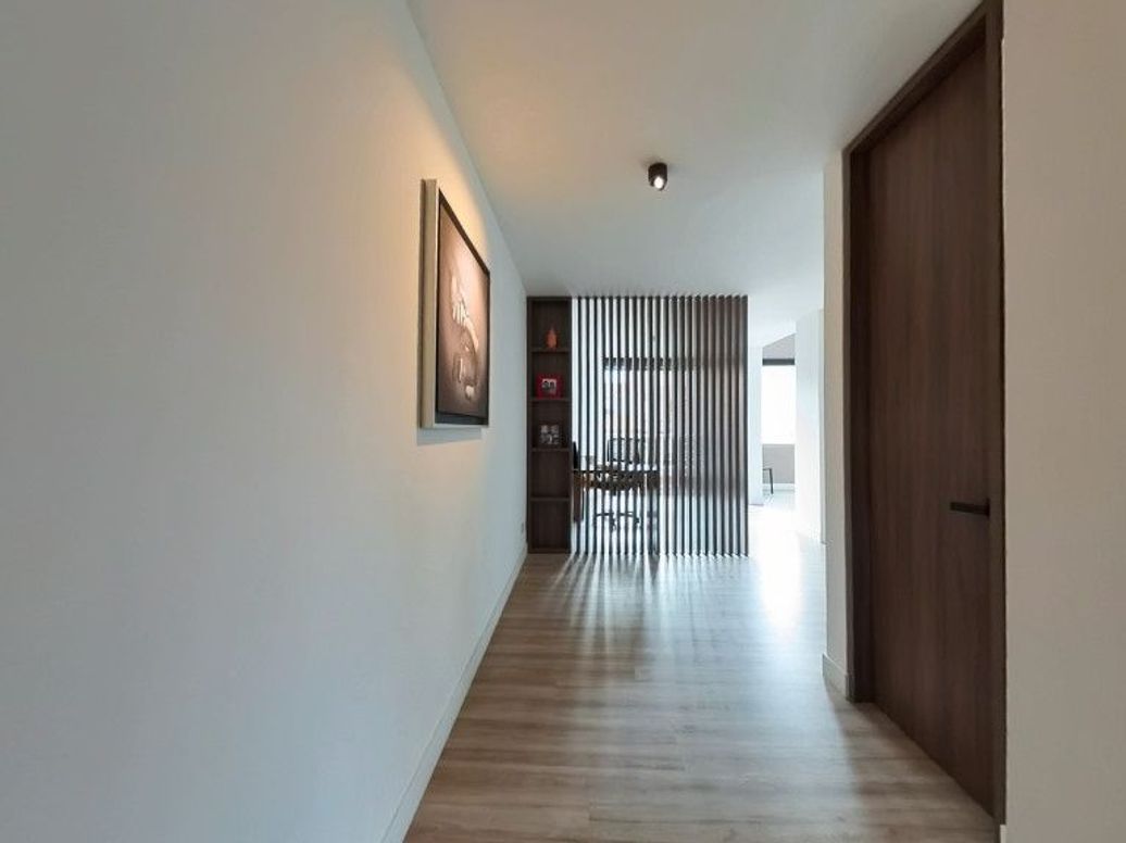 Apartamento de 3 alcobas en venta en El Plan, Bogotá, 196 m² · foto 2 de 20