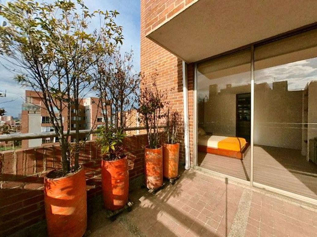 Apartamento de 3 alcobas en venta en El Plan, Bogotá, 196 m² · foto 11 de 20