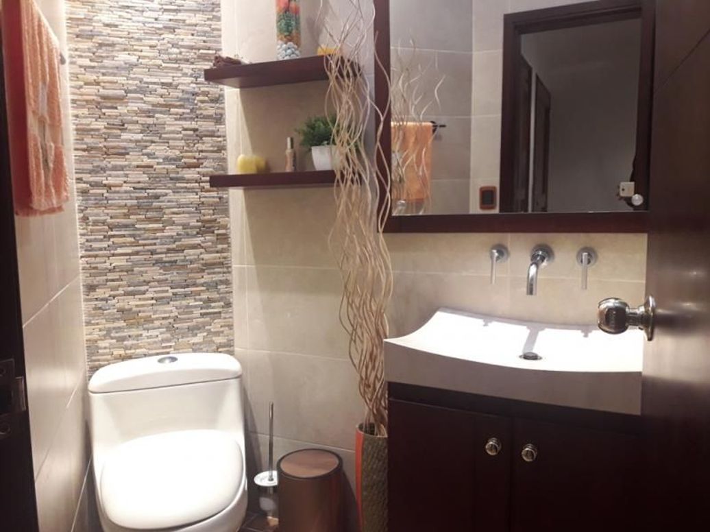 Apartamento de 4 alcobas en venta en Santa Barbara Central, Bogotá, 298 m² · foto 14 de 20
