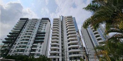 Este amplio apartamento de 350 m2, se encuentra localizado en el corazón de Pereira.

Es la combinación perfecta entre comodidad, exclusividad y ubicación.

Inmuebles como éstos, ya no los encuentras.

Contáctanos para conocerlo.

 
