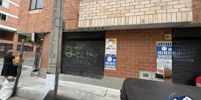 LOCAL EN ARRIENDO EN EL BARRIO MESA  AL LADO DE PIZZA AMERICANA.