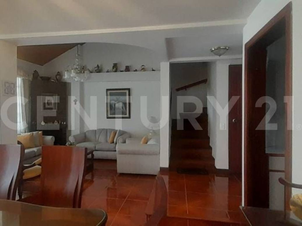 Casa de 5 alcobas en venta en Cedritos, Bogotá, 290 m² · foto 4 de 19