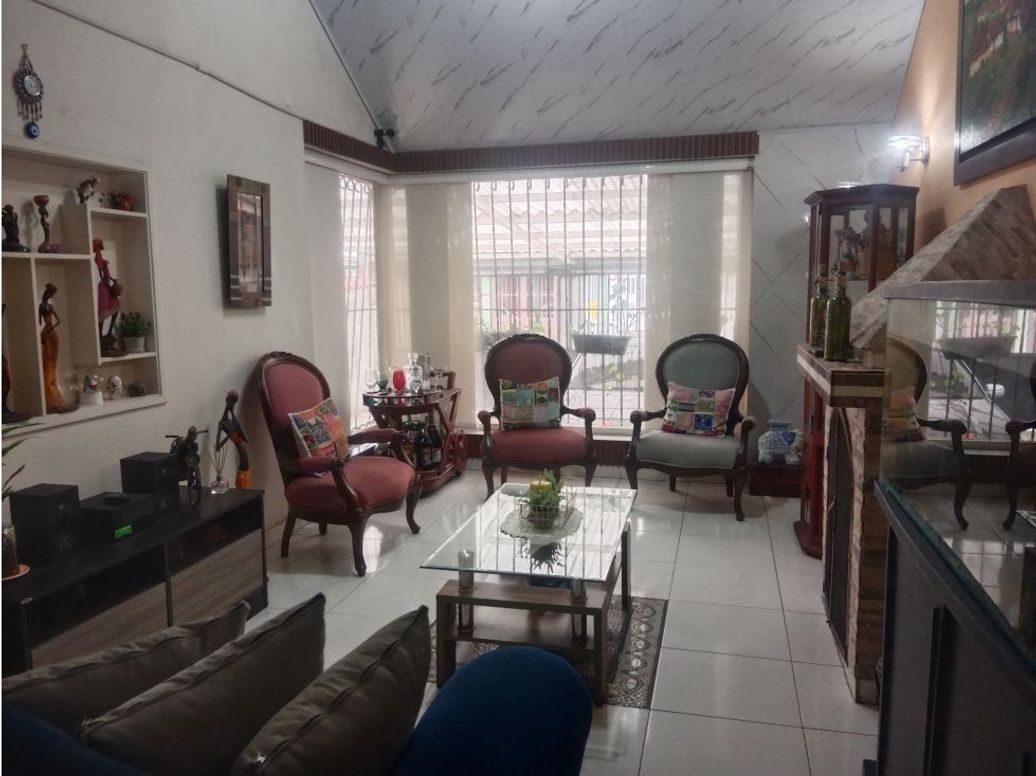 Casa de 4 alcobas en venta en Modelia, Bogotá, 167 m² · foto 3 de 20
