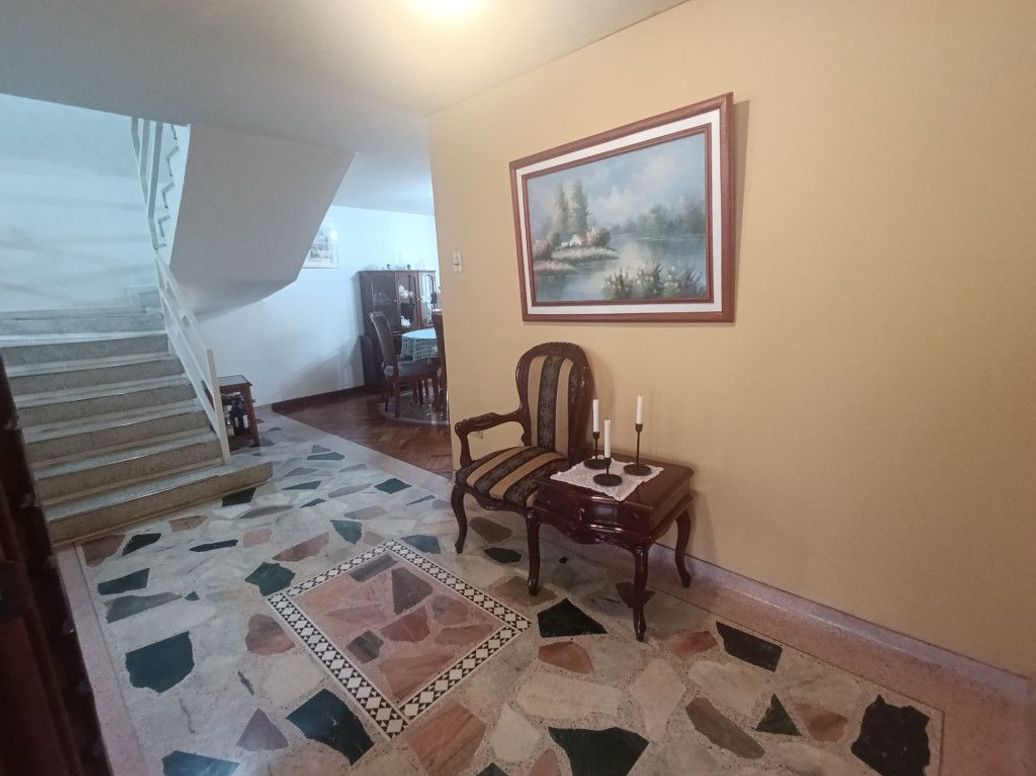 Casa de 4 alcobas en venta en Campin Occidental, Bogotá, 206 m² · foto 6 de 20