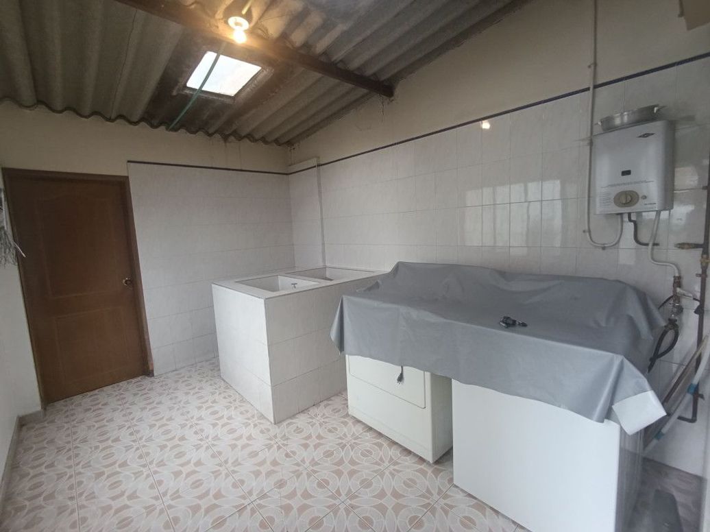 Casa de 4 alcobas en venta en Campin Occidental, Bogotá, 206 m² · foto 12 de 20