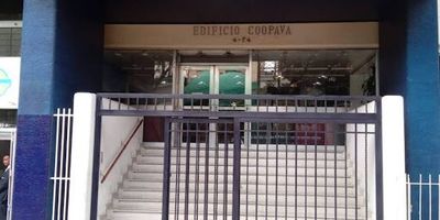 Excelente ubicación ideal para oficinas o instituto educativo ya que cuenta con 359 m2, amplias aulas y oficinas en total diez. También tiene la habilitación de la Secretaría de Educación para ser centro educativo. Tiene su absceso a avenida principal y transporte urbano dándole una ubicación estratégica tanto para ser oficina o Instituto educativo. También está a un excelente precio.