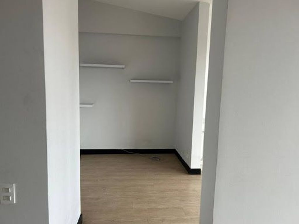 Apartamento de 3 alcobas en venta en Santa Paula, Bogotá, 125 m² · foto 7 de 20
