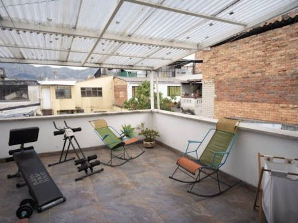 Casa de 3 alcobas en venta en San Miguel, Bogotá, 288 m² · foto 8 de 20