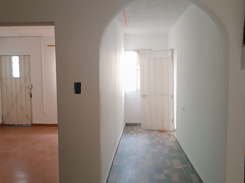 Casa de 3 alcobas en venta en El Mirador, Bogotá, 72 m² · foto 10 de 15