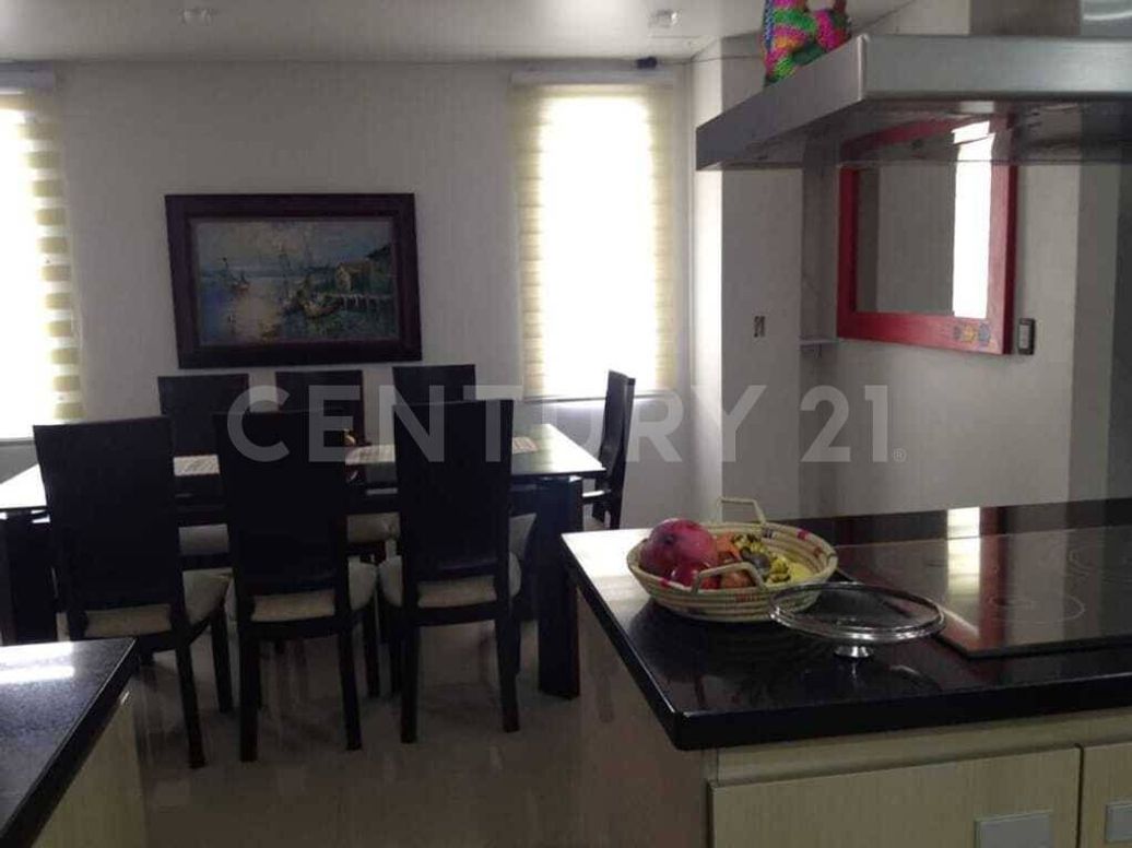 Casa de 6 alcobas en venta en Pablo Vi, Bogotá, 690 m² · foto 5 de 20