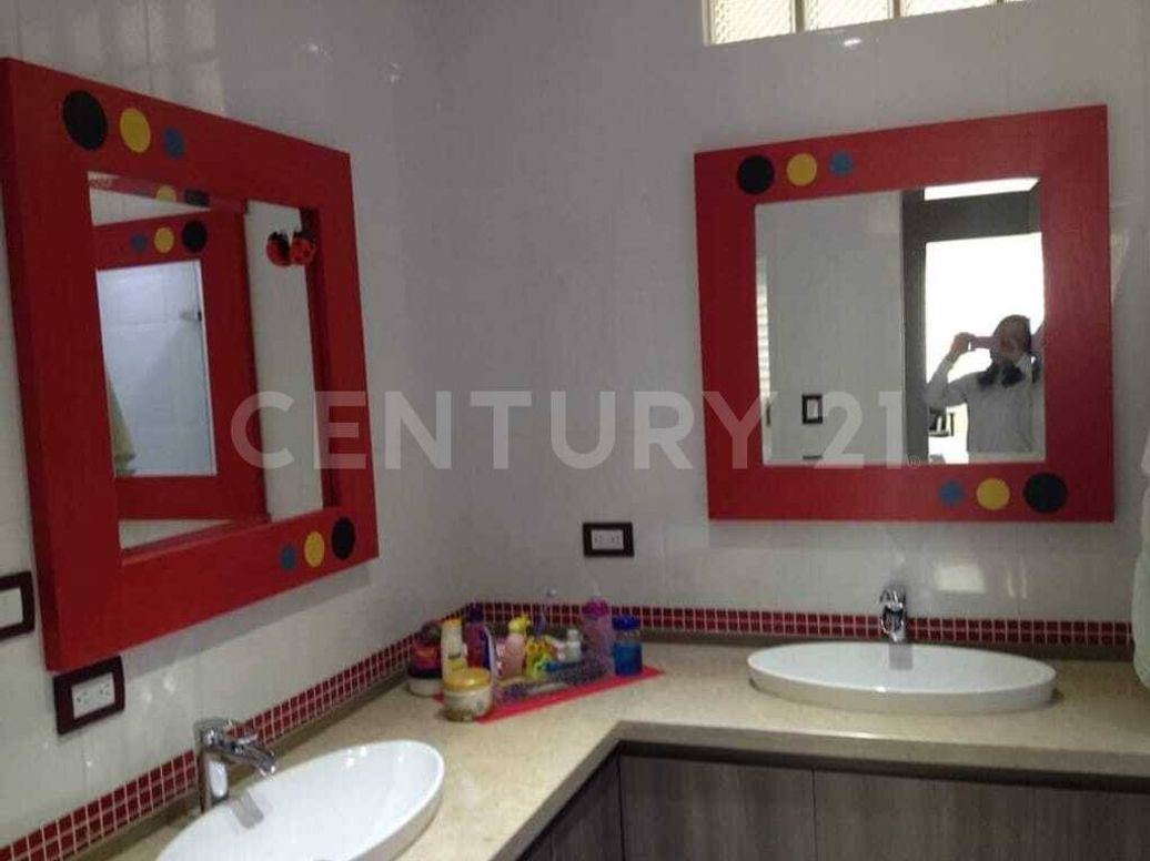 Casa de 6 alcobas en venta en Pablo Vi, Bogotá, 690 m² · foto 14 de 20