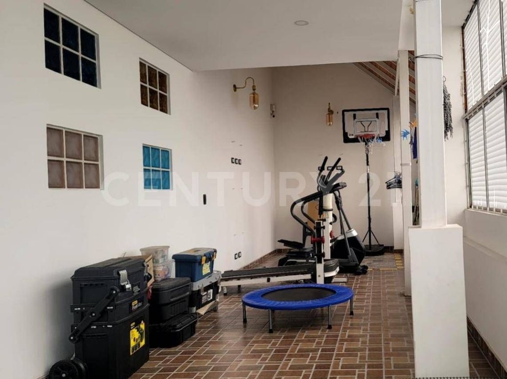 Casa de 6 alcobas en venta en Pablo Vi, Bogotá, 690 m² · foto 16 de 20