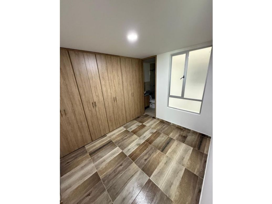 Apartamento de 2 alcobas en venta en Minuto De Dios, Bogotá, 58 m² · foto 5 de 10