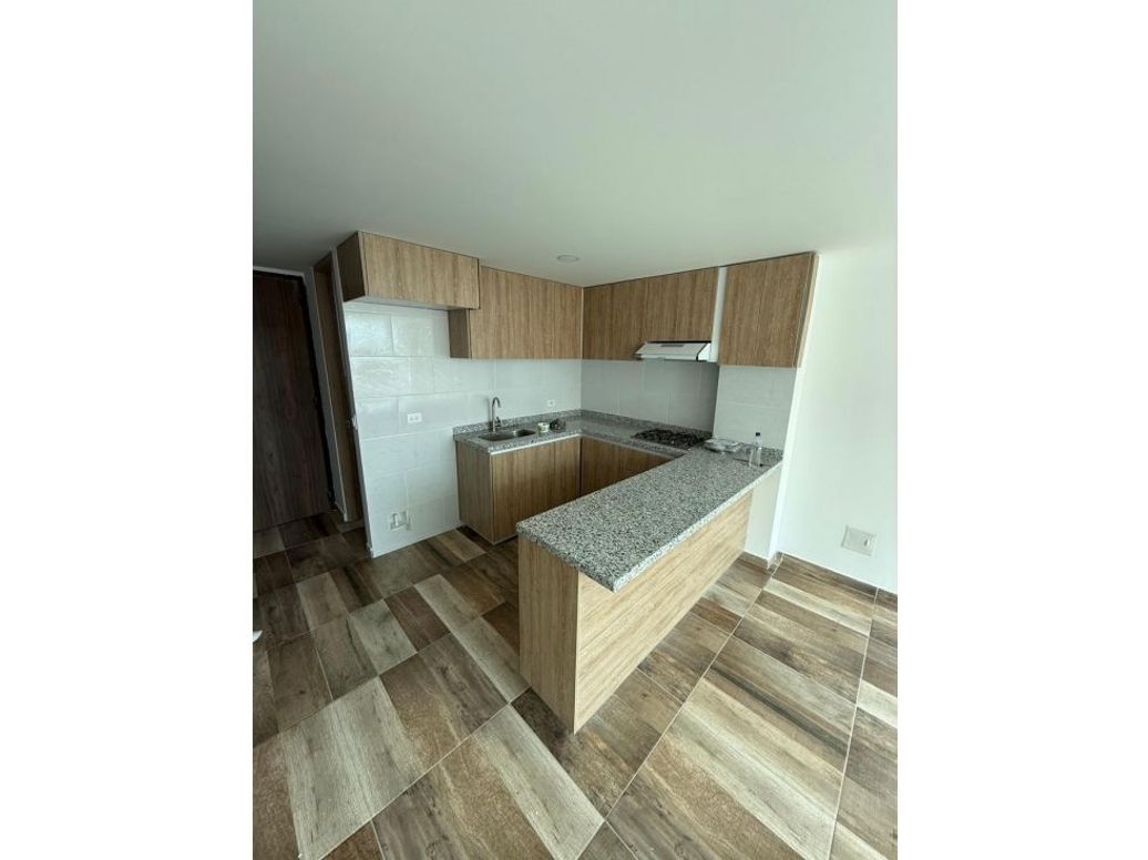 Apartamento de 2 alcobas en venta en Minuto De Dios, Bogotá, 58 m² · foto 4 de 10