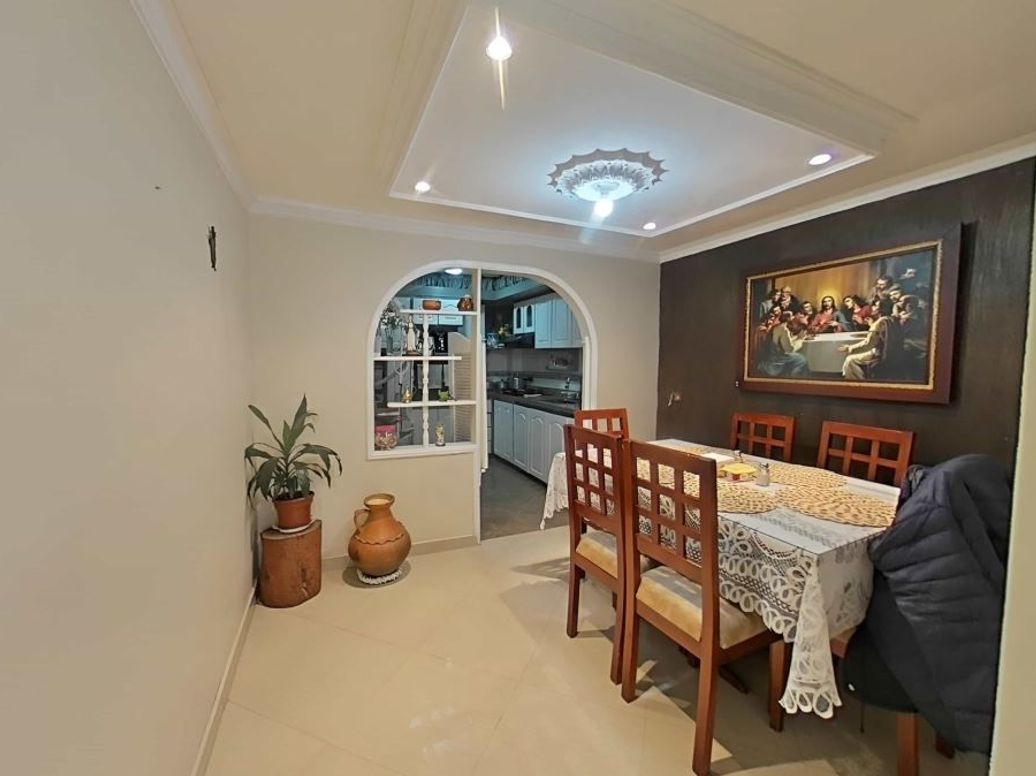 Casa de 5 alcobas en venta en San Jose De Usaquen, Bogotá, 143 m² · foto 4 de 20