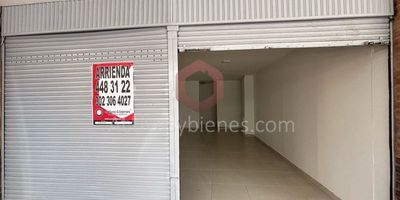 Arriendo local en Rionegro sector la UCO, excelente ubicación, buena visibilidad, sector de alto comercio, a  5 min del parque principal, 30 mts y 1 baño. Arrienda Activos y Bienes, Inmobiliaria experta en administración y arrendamiento de apartamentos, casas, locales, bodegas y oficinas en el Oriente Antioqueño, Medellín y toda el área Metropolitana. Información sujeta a cambios. Las imágenes de muebles, enseres, decoración y demás elementos son una referencia.